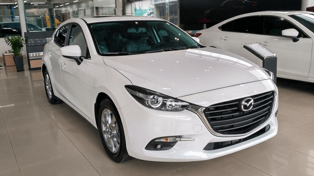 Hình ảnh xe Mazda màu trắng